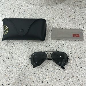 New Ray-Ban polarized aviator sunglasses